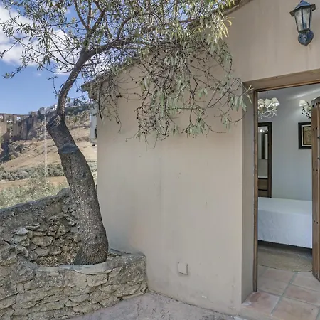 El Puente Country house